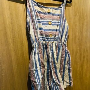 I love it-  Women’s Small Crop Romper